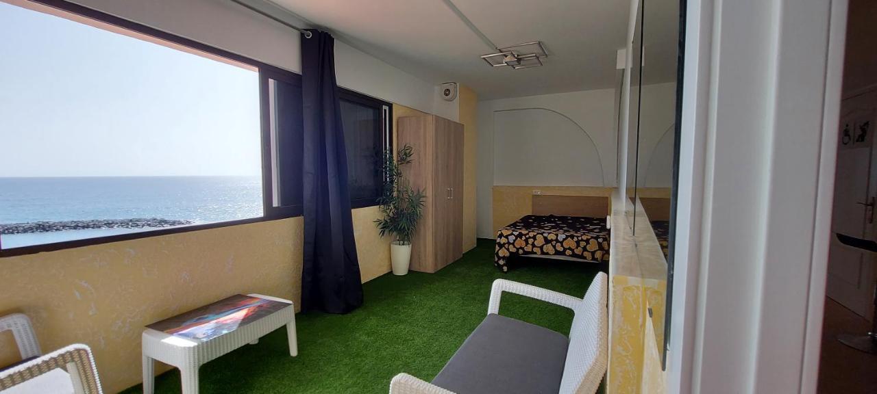 First Line Of The Ocean, 3 Bedrooms & Free Wifi Playa de las Americas  Exteriér fotografie
