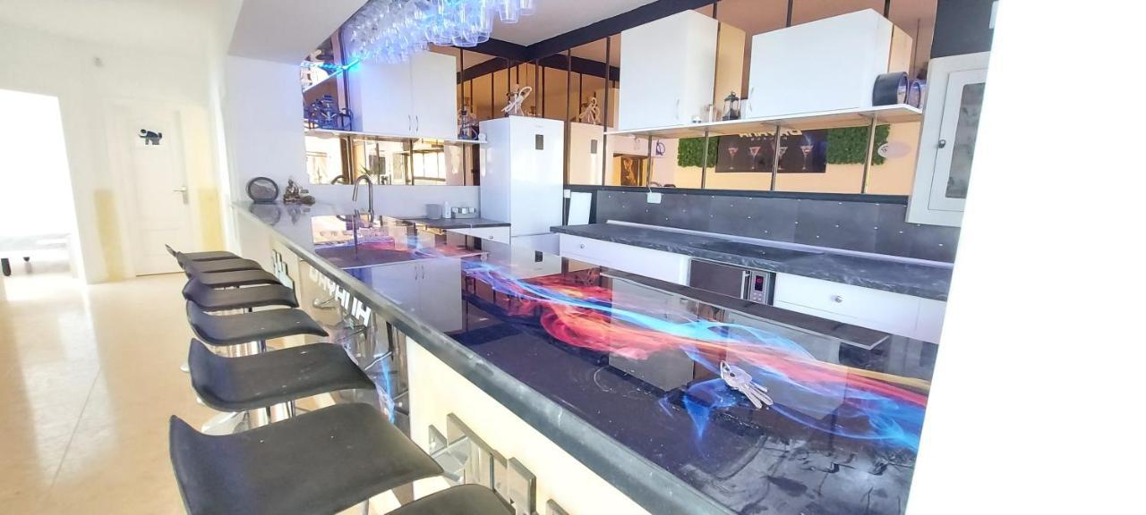 First Line Of The Ocean, 3 Bedrooms & Free Wifi Playa de las Americas  Exteriér fotografie