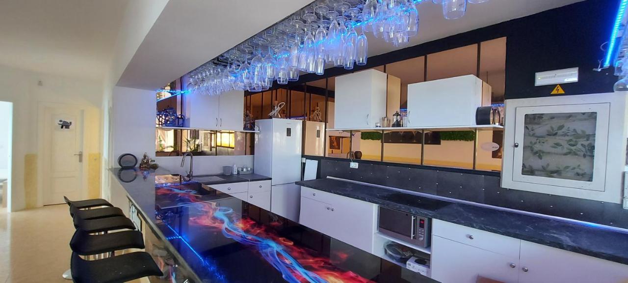 First Line Of The Ocean, 3 Bedrooms & Free Wifi Playa de las Americas  Exteriér fotografie